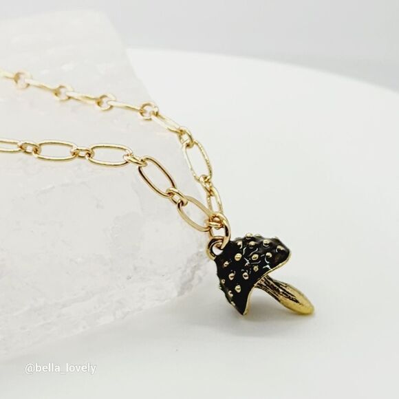 Cottagcore Spotted Mushroom 🍄 Spring Brown Gold Toned Adjustable Necklace - Picture 3 of 6